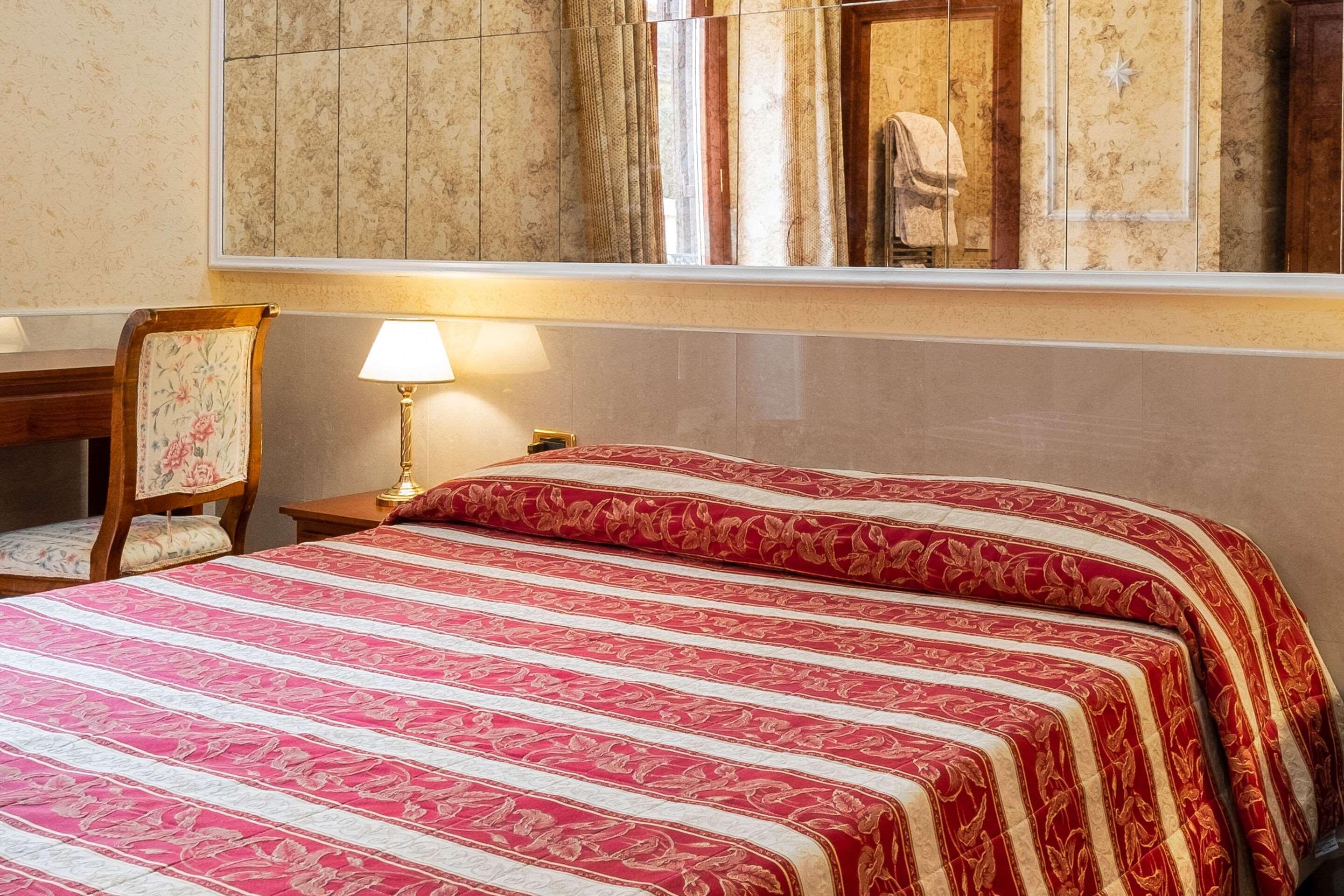 Hotel Bolivar Roma Esterno foto