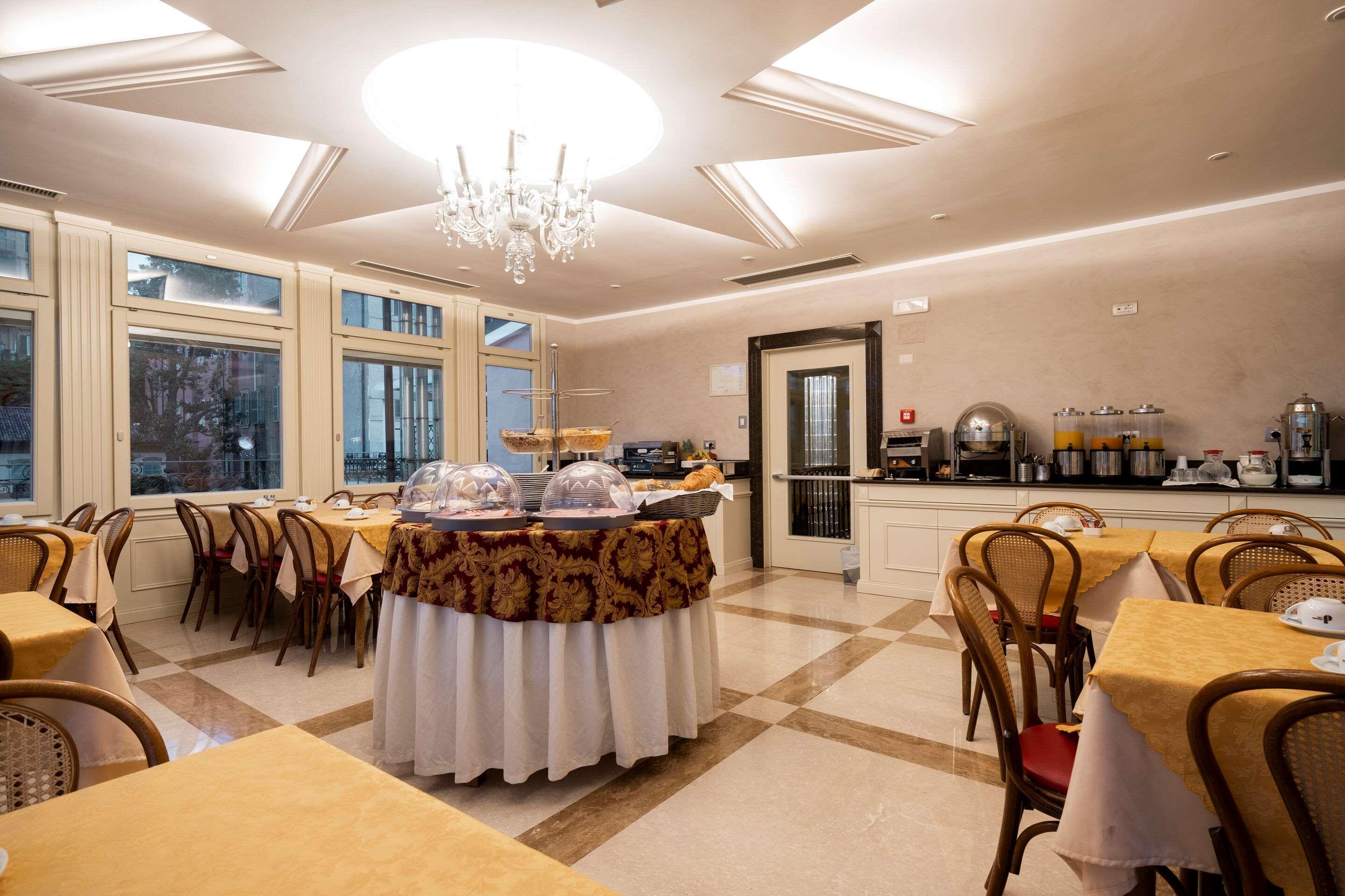 Hotel Bolivar Roma Esterno foto